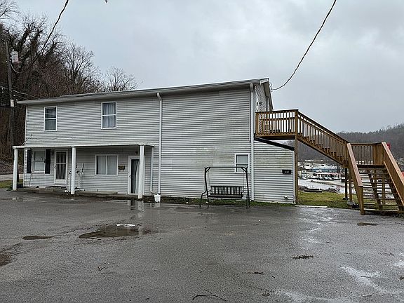 5th image of 624 S Main St