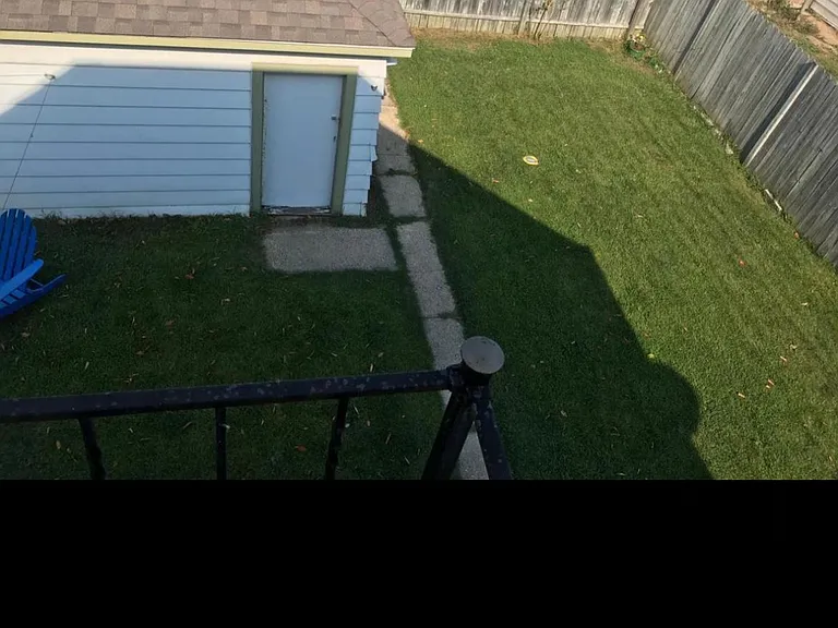 3906 E Van Norman Ave #WHOLE HOUSE — Photo 11
