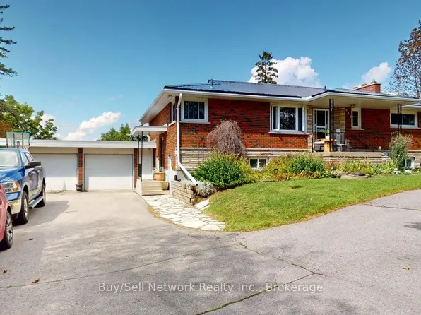946 8th Line, Selwyn, ON K0L 1H0