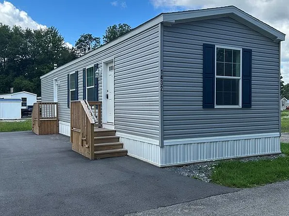 1432 Bayview Dr, Alden, NY 14004