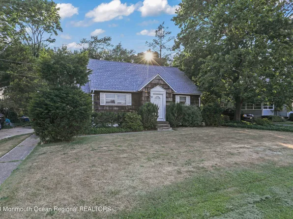 11 Larchwood Avenue, West Long Branch, NJ 07764
