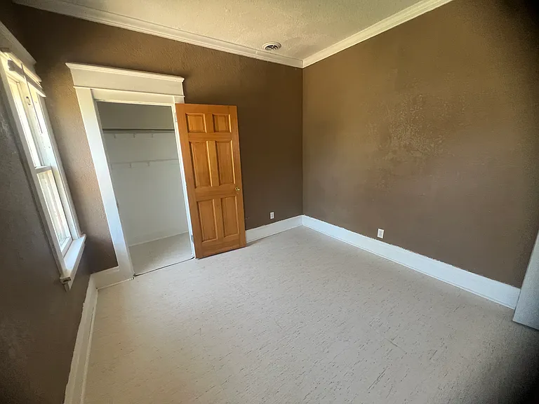 2219 N Sherman Blvd — Photo 5