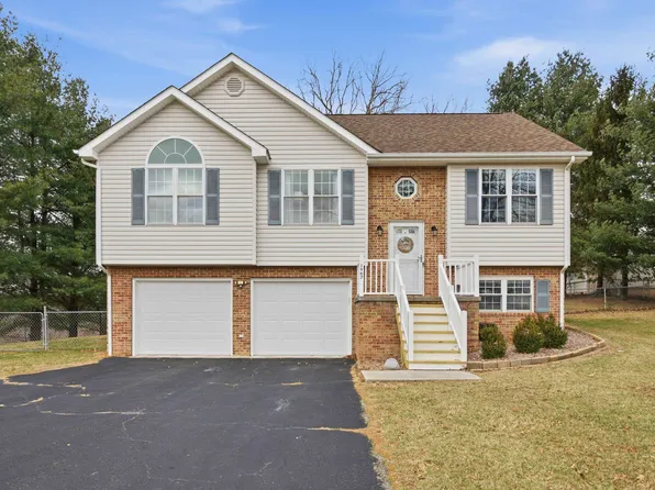 1967 Peppers Ferry Rd, Pulaski, VA 24301