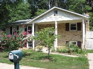 2520 Paxton St, Woodbridge, VA 22192