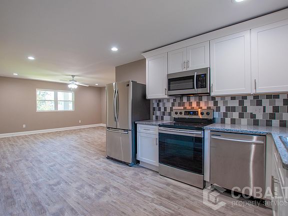3rd image of 2331 Peachwood Cir NE #4