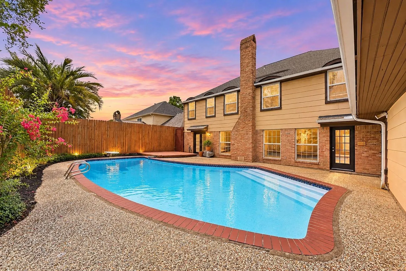 5 bed, 5.0 bath, 3927 sqft, $5,000 — Photo 1