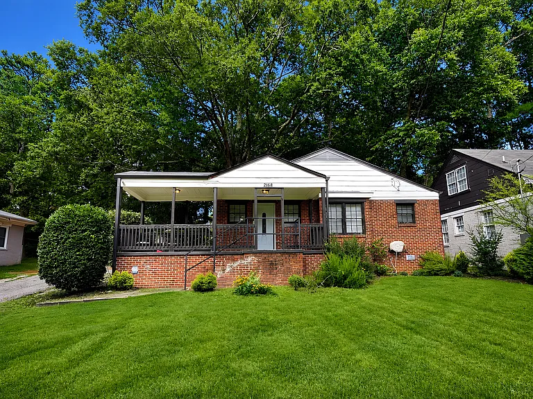2168 Delowe Dr — Photo 2