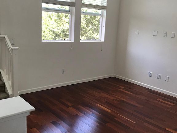 4th image of 10908 Tower Park Dr