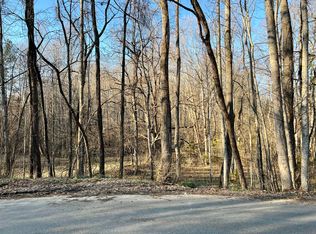 205 Dogwood Village Rd, Jonesborough, TN 37659