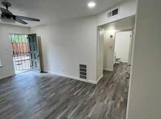 4854 E University Ave APT 101, Fresno, CA 93703