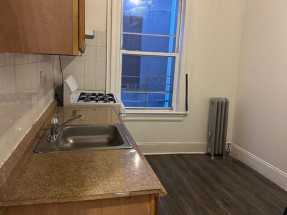 2nd image of 1139 Fteley Ave APT 1R