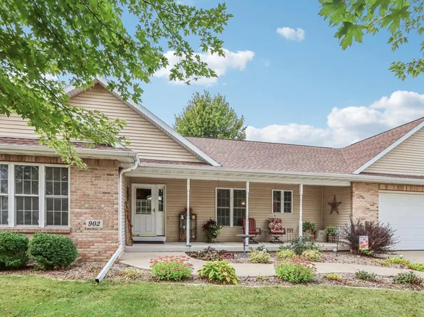 902 Mack Lane, Deforest, WI 53532
