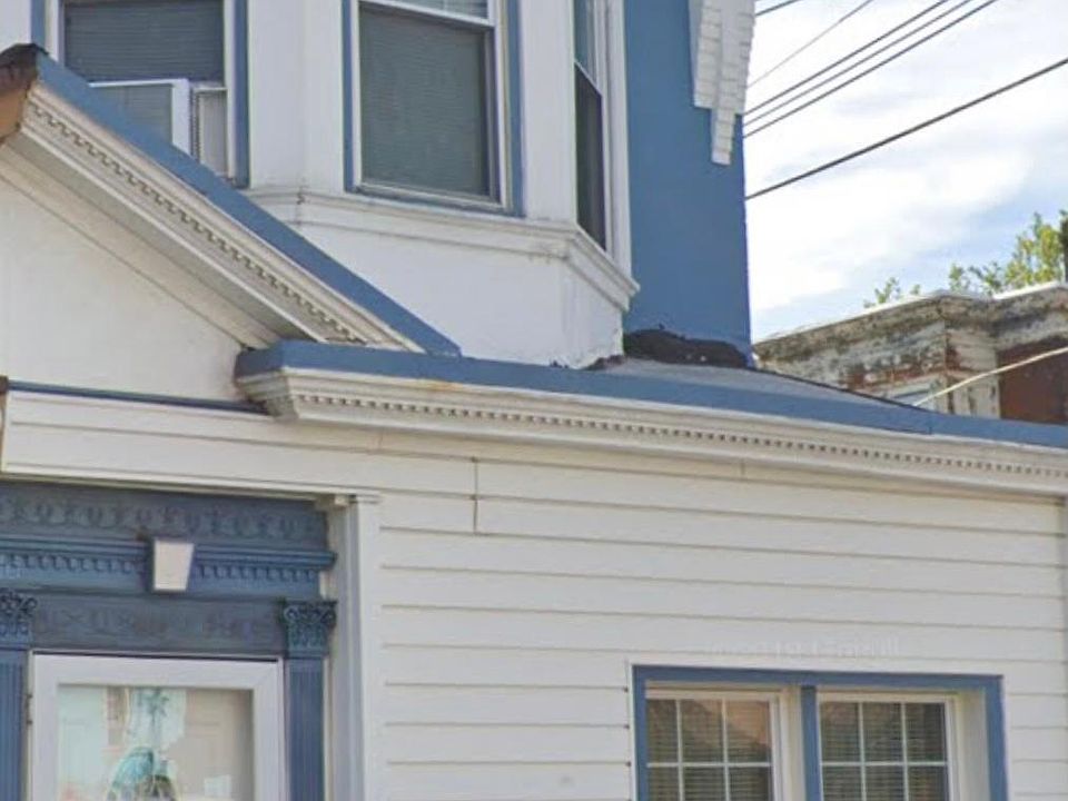 1st image of 3760 N Darien St