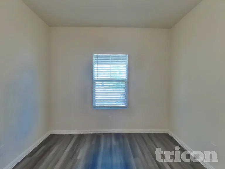 117 Lisa Ln — Photo 18