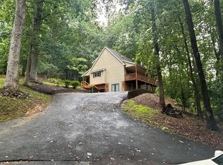 198 White Oak Gap Rd, Staunton, VA 24401