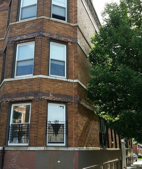 1st image of 901 N Francisco Ave Unit 1R
