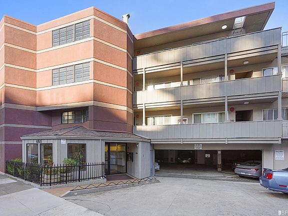 3rd image of 655 Corbett Ave #105