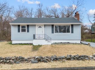 21 Ocala St, West Haven, CT 06516