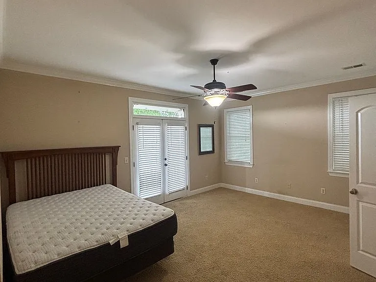 1010 Woodrow St — Photo 11