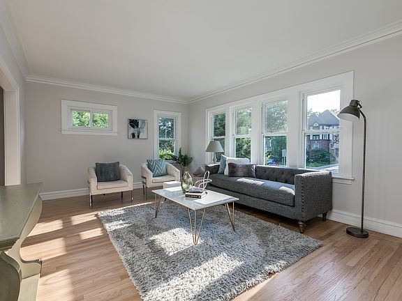 5th image of 423 N Stone Ave