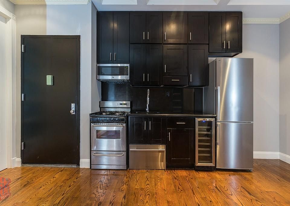 1st image of 9 W 103rd St APT 1F