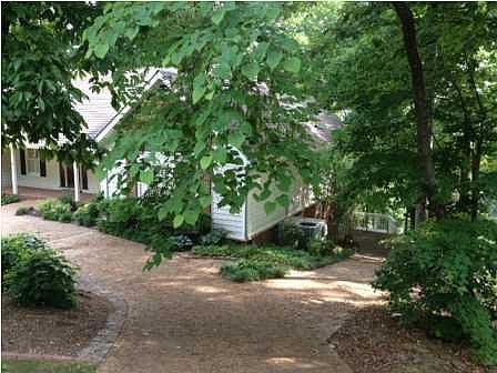 3rd image of 7603 Royal Harbour Cir