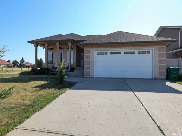 78 Woods Crescent, SK S4L 1C5