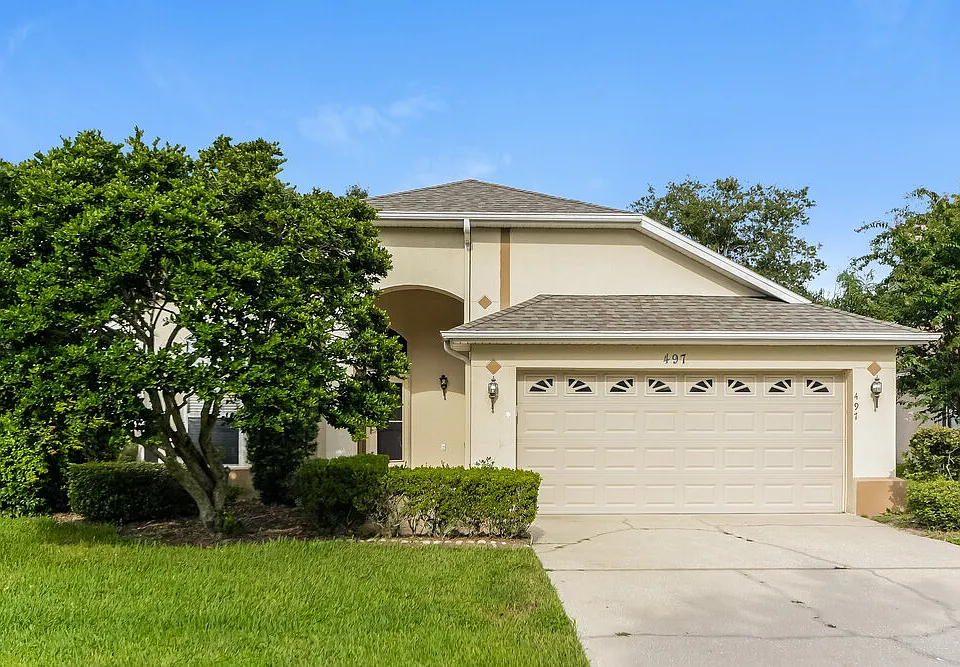 497 Goldenmoss Loop
