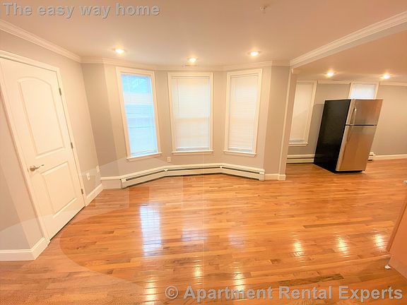 55 Marshall St Somerville Ma 02145 Apartments For Rent Zillow