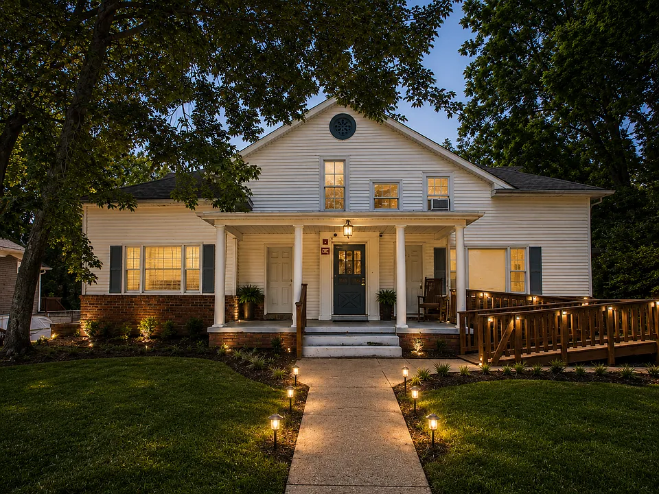 706 Chickamauga Ave