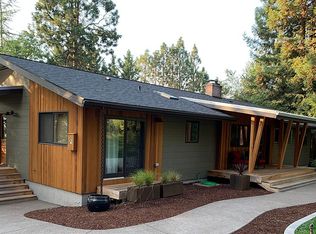 7482 Rapp Ln, Talent, OR 97540