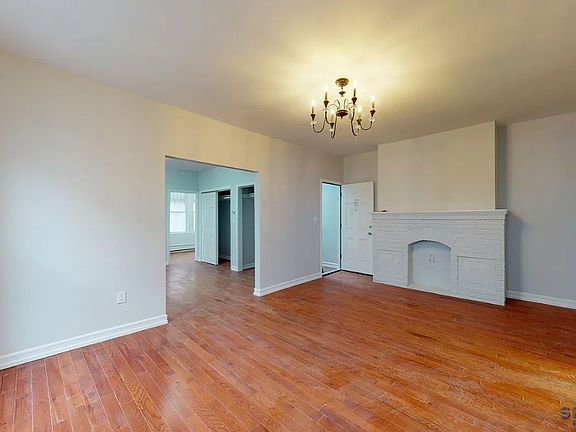 2nd image of 715 Commonwealth Ave #5