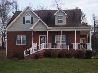 1260 Old Eastside Rd, Burns, TN 37029