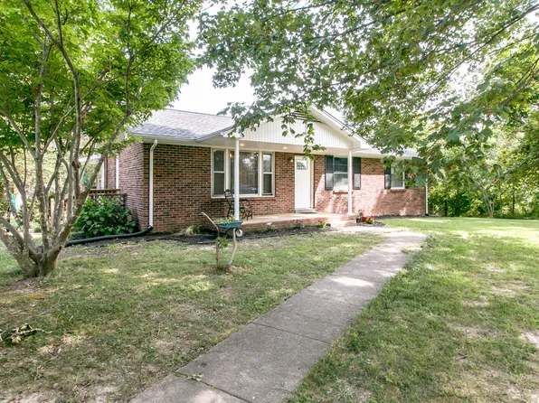 937 Hogan Ln, Clarksville, TN 37043