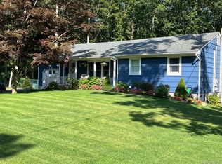 107 Lyman Rd, East Patchogue, NY 11772