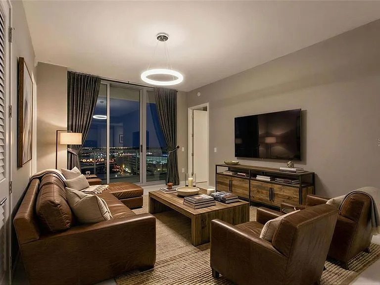 400 Central Ave #1806 — Photo 6