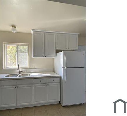 2nd image of 2276 Altadena Ave