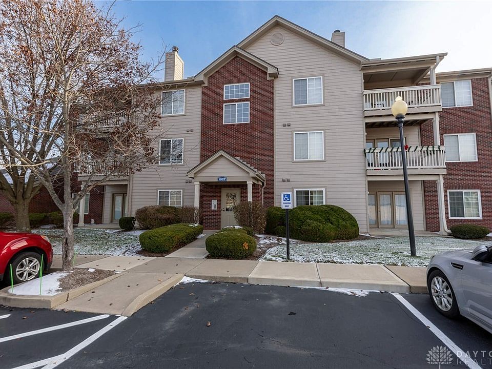 1st image of 1927 Waterstone Blvd APT 208
