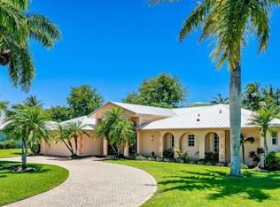 510 Ketch Dr, Naples, FL 34103