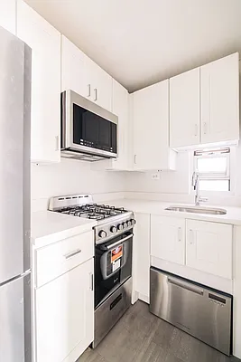 Rented by Sky Management | media 14