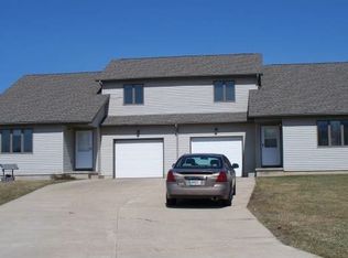 2732 Bomkamp Cir, Sun Prairie, WI 53590