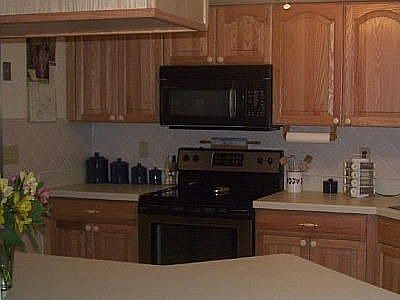 4th image of 2528 SW 25th St
