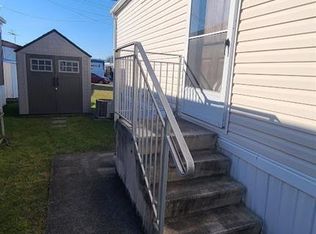 26 Dalbert St TRAILER L7, Carteret, NJ 07008