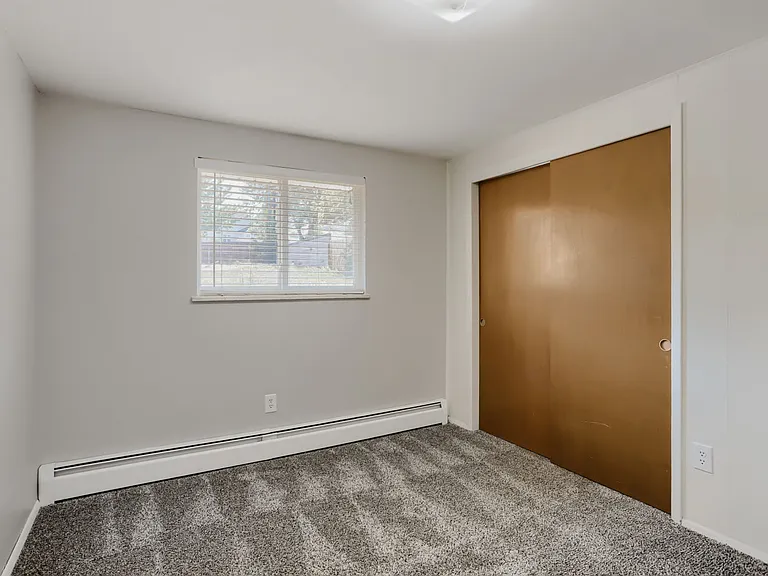 512 Maple St — Photo 13