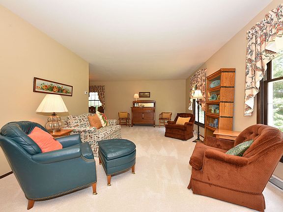 2nd image of 7848 Hill N Dale Ct