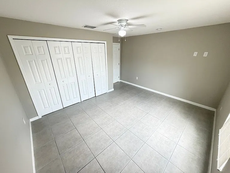 867 Glencove Ave NW — Photo 25