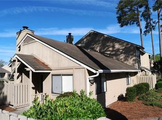 5 Gumtree Rd, Hilton Head Island, SC 29926