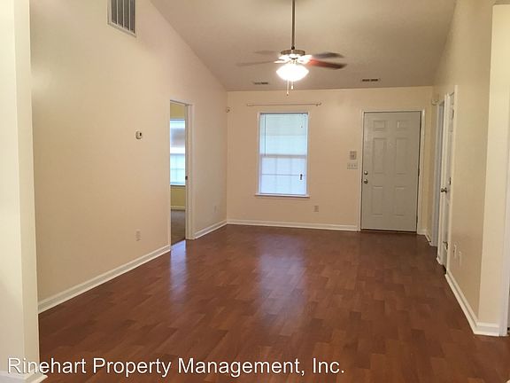 3rd image of 1267 Camellia Ct