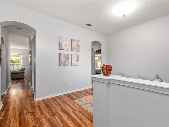 4th image of 86624 Meadowwood Dr