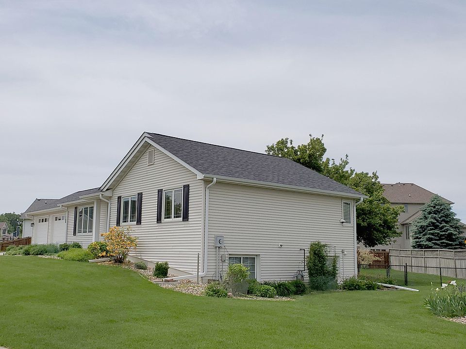 2nd image of 4811 Clemens Blvd